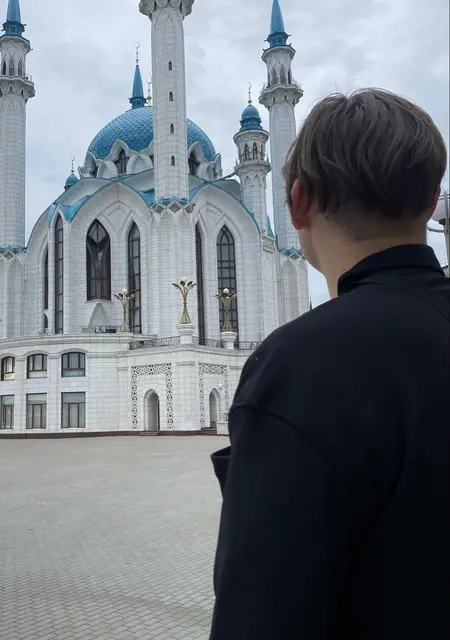 Я Тима, 22, из Чишм, ищу знакомства без обязательств