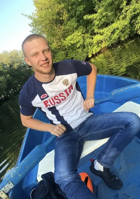 Я Евгений, 28, знакомлюсь без обязательств в Курске