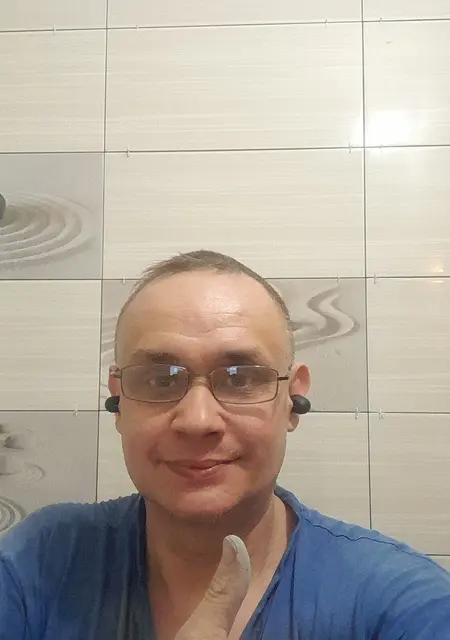 Игорь из Бийска, мне 50, познакомлюсь без обязательств