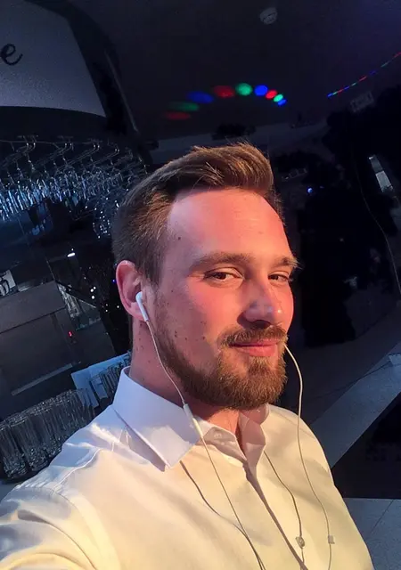 Sergey из Ялты, мне 35, познакомлюсь на одну ночь