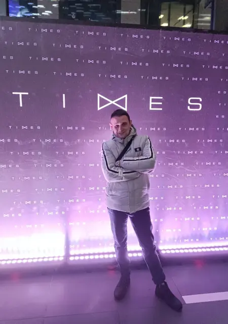 Денис из Донецка, мне 39, познакомлюсь для дружбы