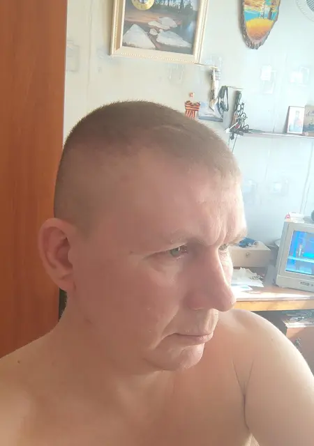 Александр из Саратова, мне 43, познакомлюсь без обязательств