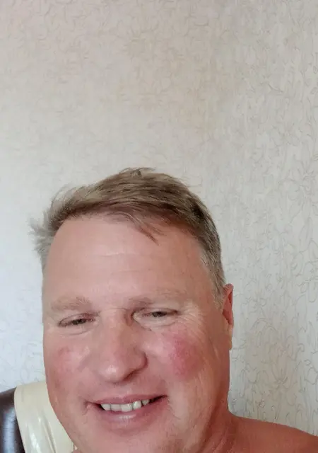 Пономарев Максим Г из Краснодара, мне 56, познакомлюсь без обязательств