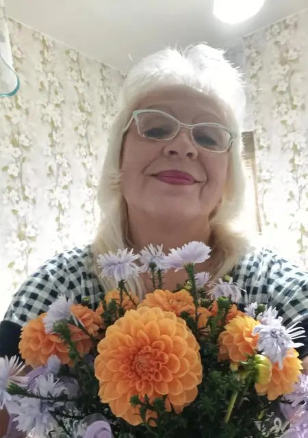 Клавдия из Кирова, ищу на сайте общение
