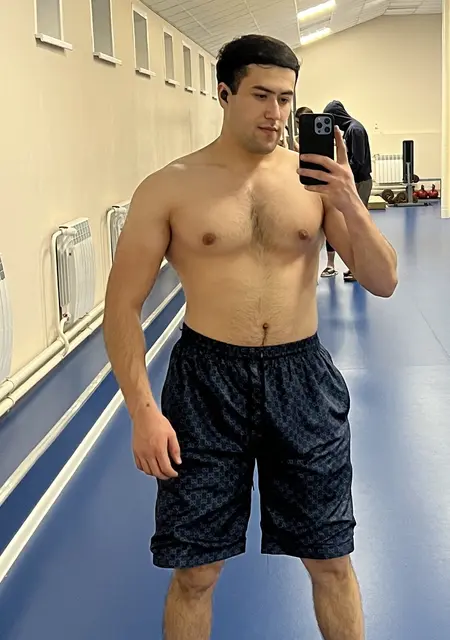 Я Расу, 21, знакомлюсь для вирта в Красноярске