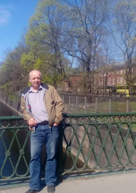 Андрей из Великого Новгорода, мне 57, познакомлюсь на одну ночь