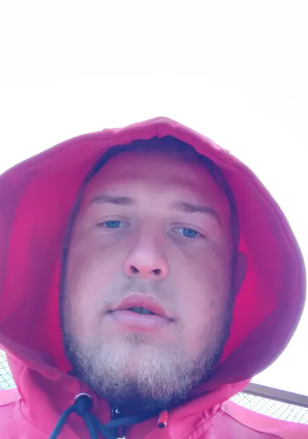 Виктор из Сергача, ищу на сайте знакомства на одну ночь