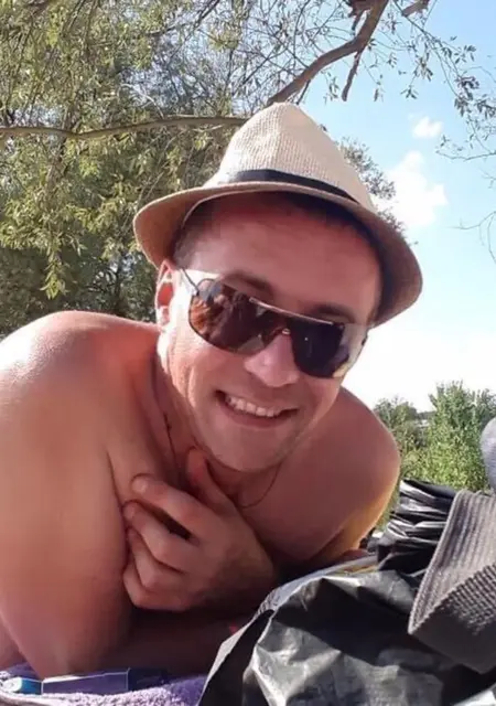 Александр из Белгорода, мне 41, познакомлюсь на одну ночь