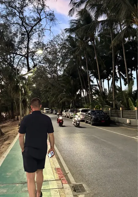 Я Давид, 31, из Ульяновска, ищу знакомства на одну ночь