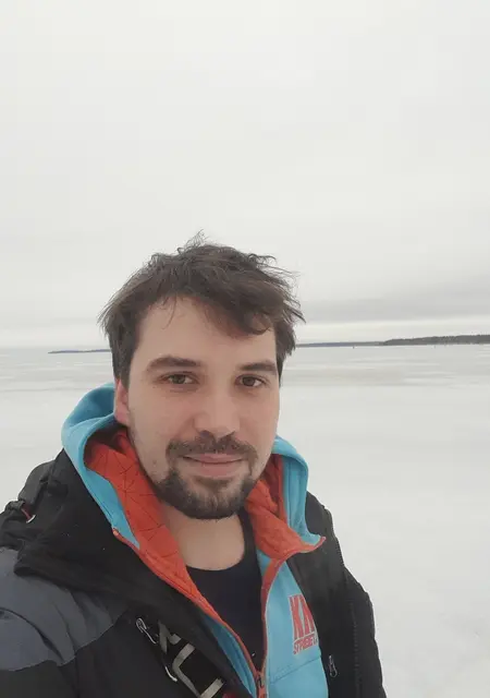 Я Серега, 28, из Выборга, ищу знакомства без обязательств