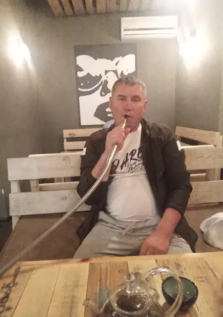 Макс из Верхней Пышмы, ищу на сайте знакомства на одну ночь