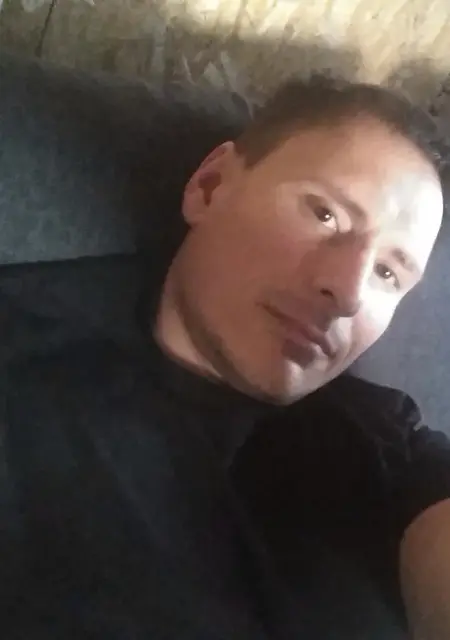 Я Дмитрий, 45, из Рязани, ищу знакомство для приятного времяпровождения