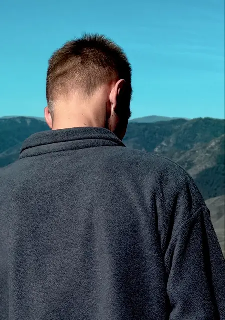 Влад из Горно-Алтайска, мне 19, познакомлюсь на одну ночь