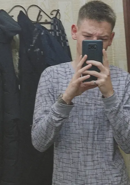 Я Илья, 20, из Абакана, ищу знакомство для постоянных отношений