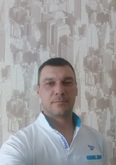 Я Денис, 50, из Железнодорожного, ищу знакомства на одну ночь