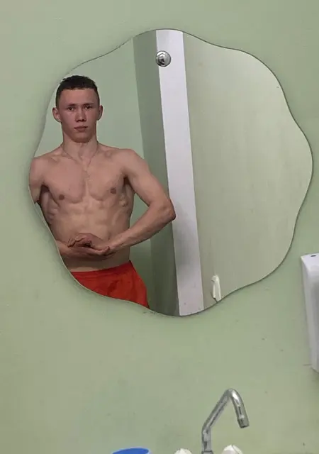 Я Максим, 19, знакомлюсь для приятного времяпровождения в Чебоксарах