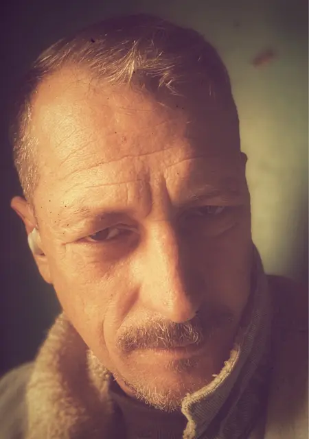 Alex из Сочи, мне 45, познакомлюсь для приятного времяпровождения